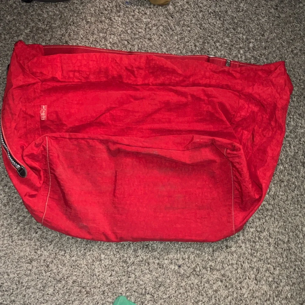 Kipling Vintage Red Travel Bag - Picture 5 of 10
